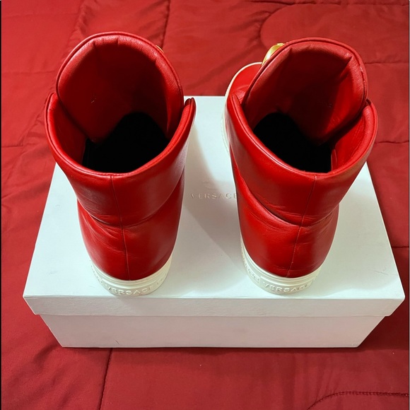 Hightop Cardinal Red/Gold Medusa head Versace sneakers - Picture 5 of 16